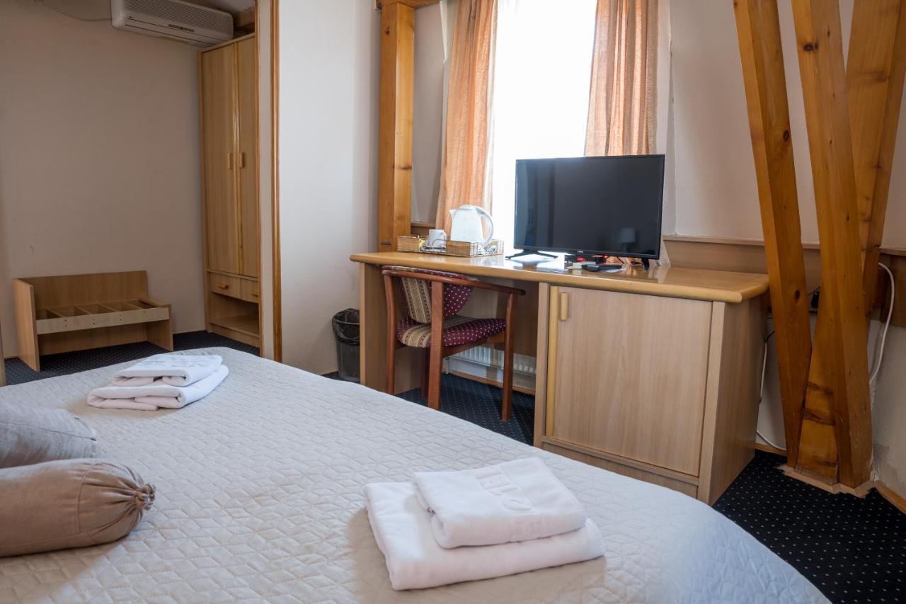 Garni Hotel Panorama Lux Ni Exterior foto