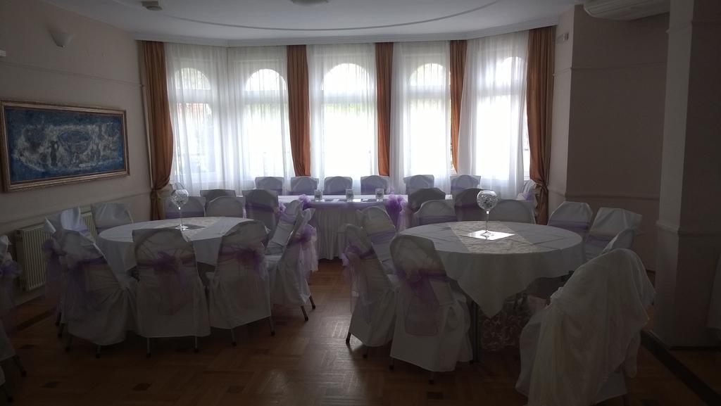 Garni Hotel Panorama Lux Ni Exterior foto
